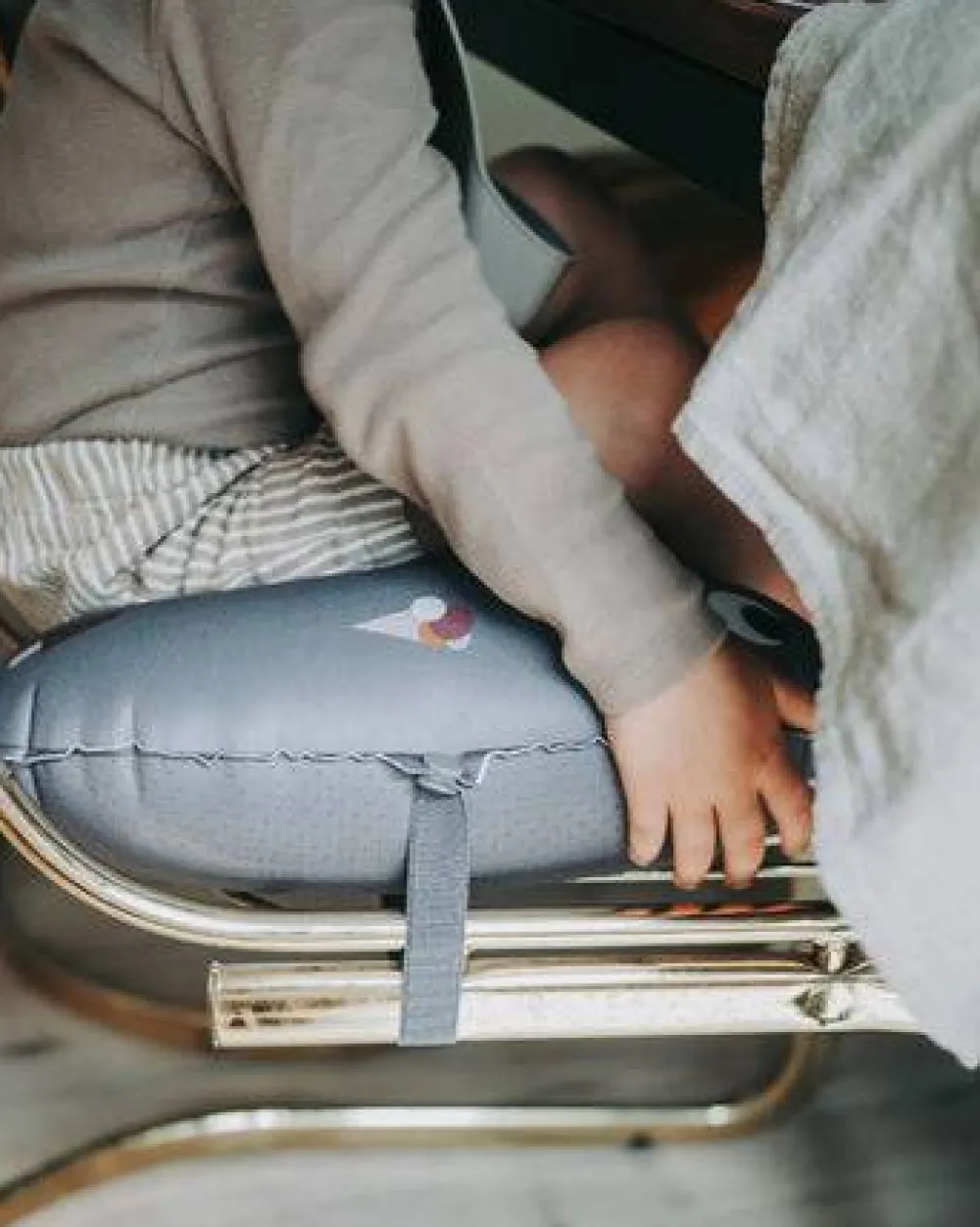 Noui Noui Cojín reductor para silla Antracita ·* Accesorios Para Salir Fuera Y Viajar