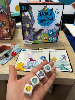 Átomo Games Escuela de monstruos · Átomo*Niños Aprender A Leer En La Escuela De Monstruos|Átomo Games