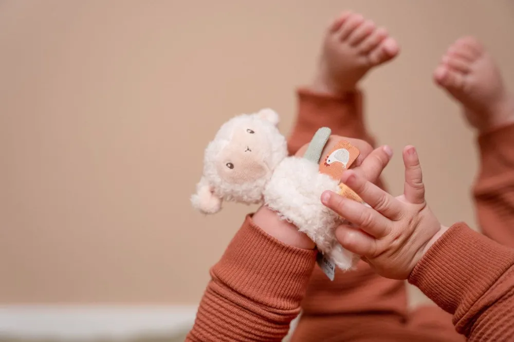 Little Dutch Sonajero de Muñeca Oveja Pequeña Granja ·*Niños Sonajeros